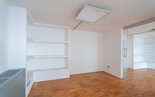 Milano Via De Amicis