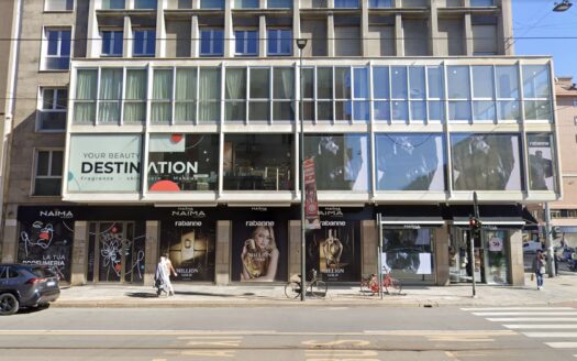 Milano Corso Buenos Aires angolo Viale Tunisia